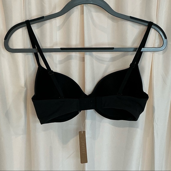 *NWT* SKIMS T-Shirt Bra- Black- 34D - Picture 4 of 6